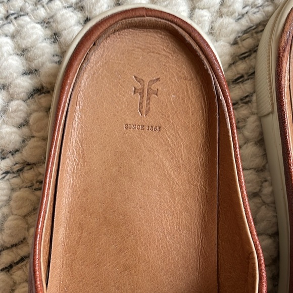 FRYE Shoes Mules Women’s Italian Antiqued Leather Cognac Ivy Slide Sz: 9 - Picture 3 of 6